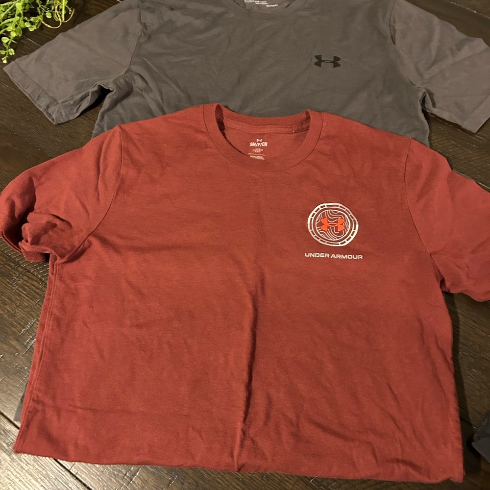 2 men’s Under Armour Short-Sleeve Logo Tees NWOT Mens small - Picture 4 of 4